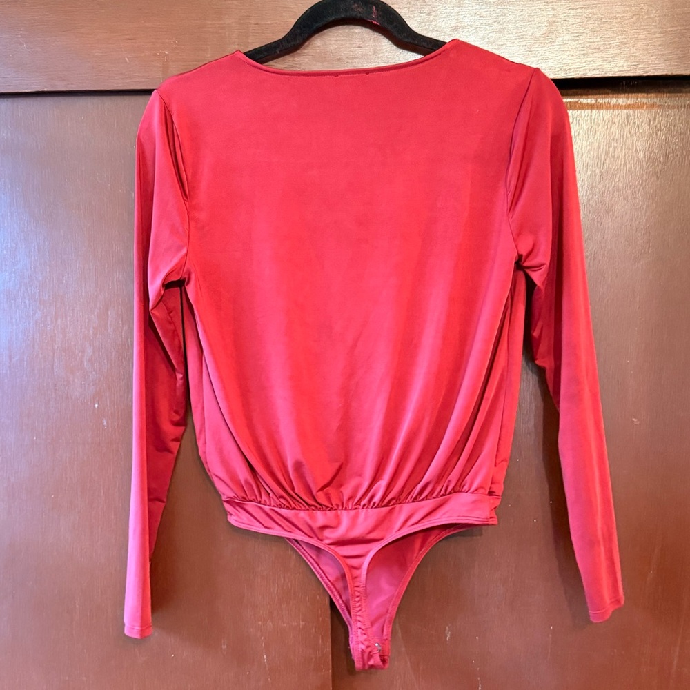 Express Draped Blouse - Picture 2 of 6